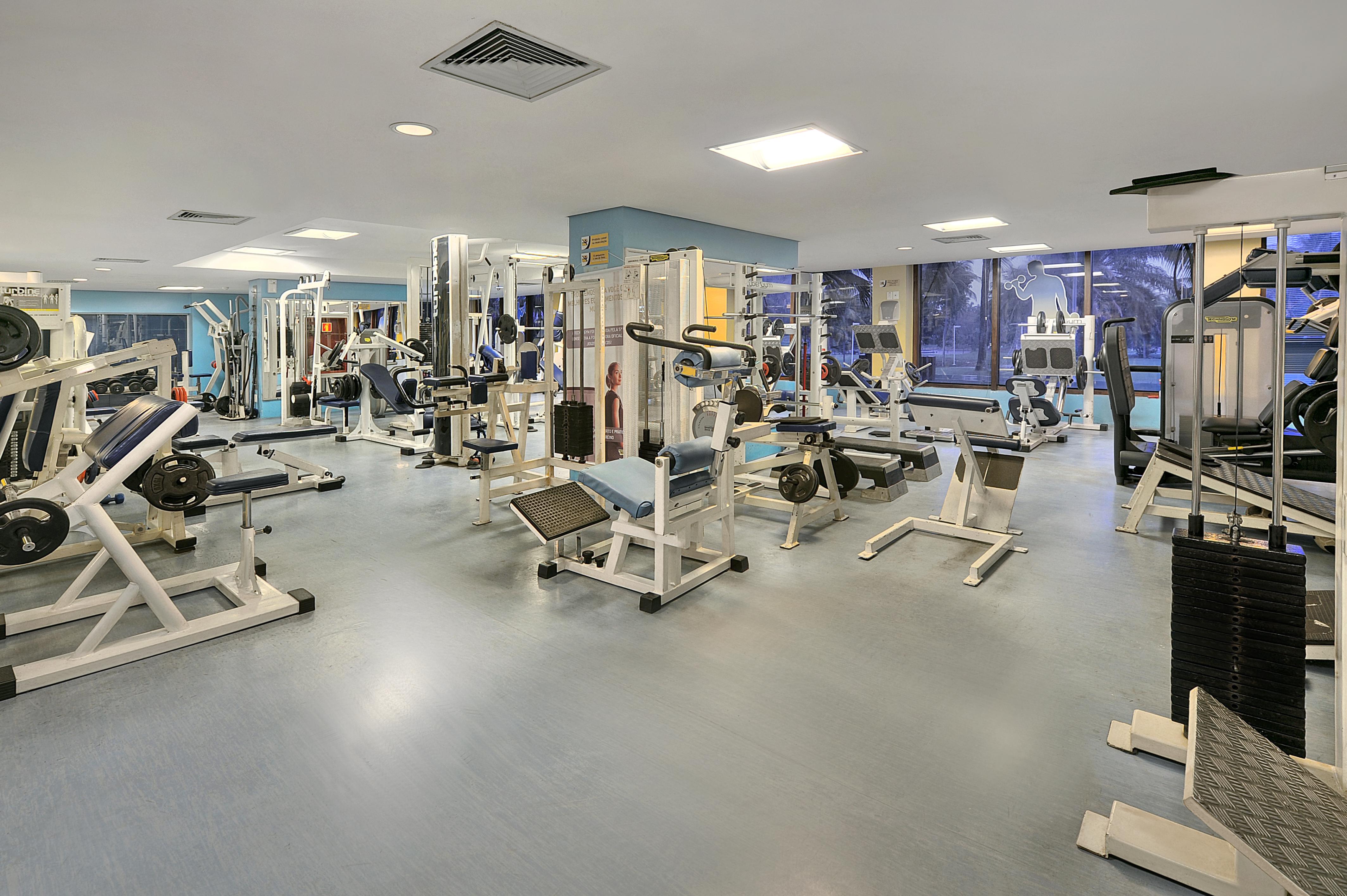 Hotel Deville Prime Salvador Exteriér fotografie The gym at the hotel