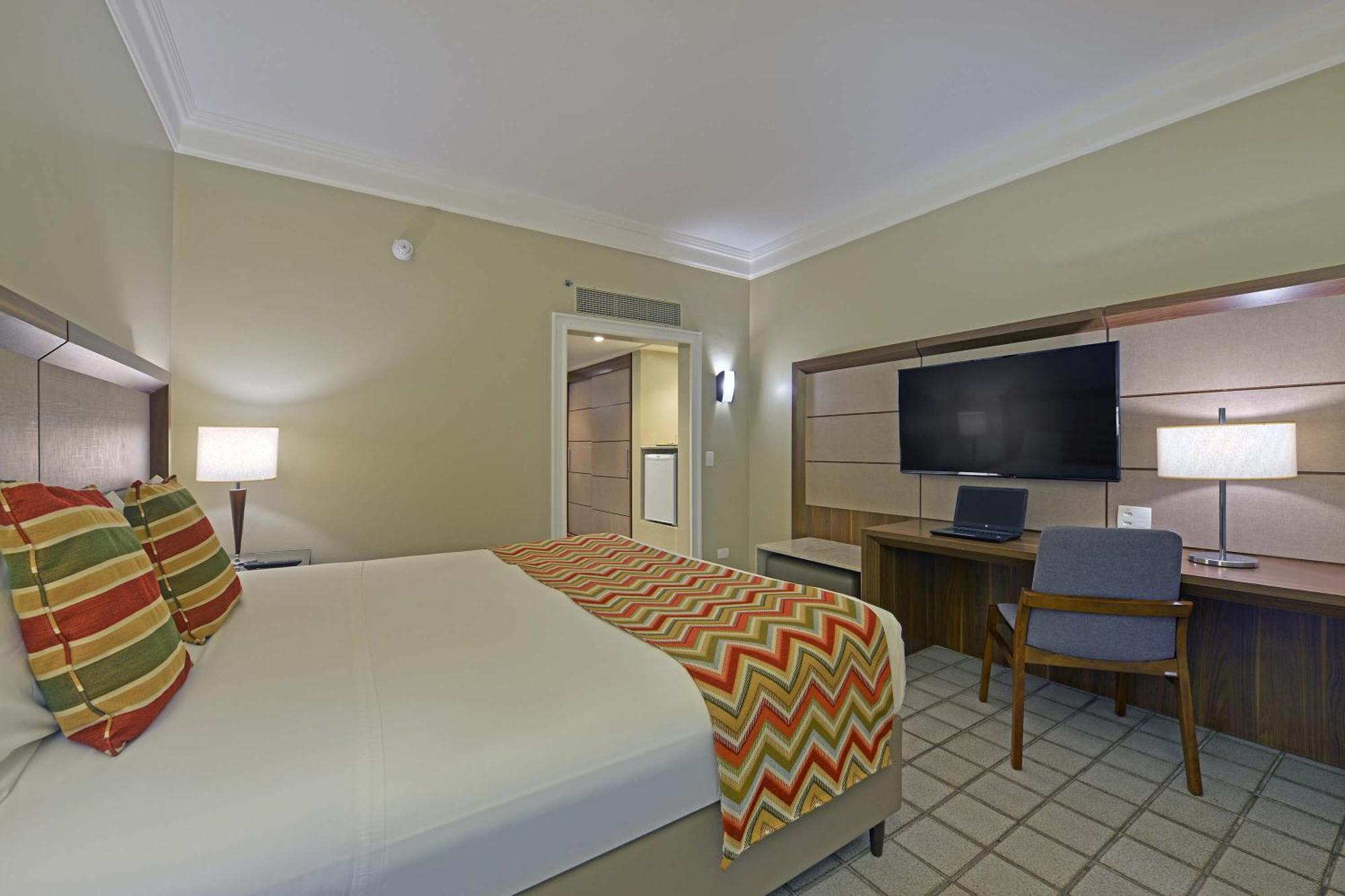 Hotel Deville Prime Salvador Exteriér fotografie A typical room at the Hilton San Francisco